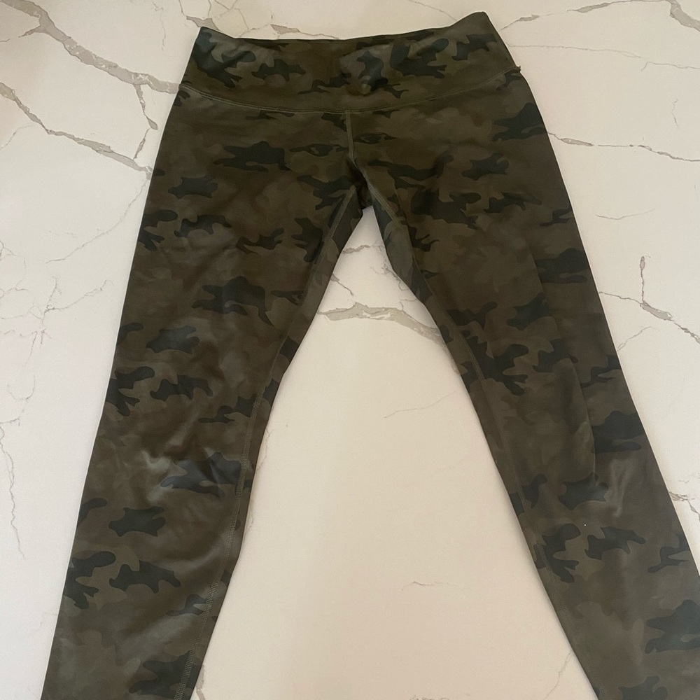 Lululemon camo leggings